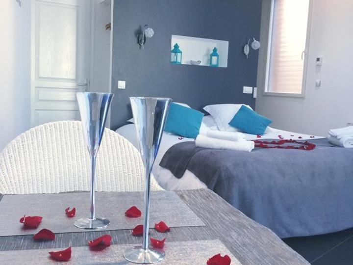 Guest house La Cote Cour 3*